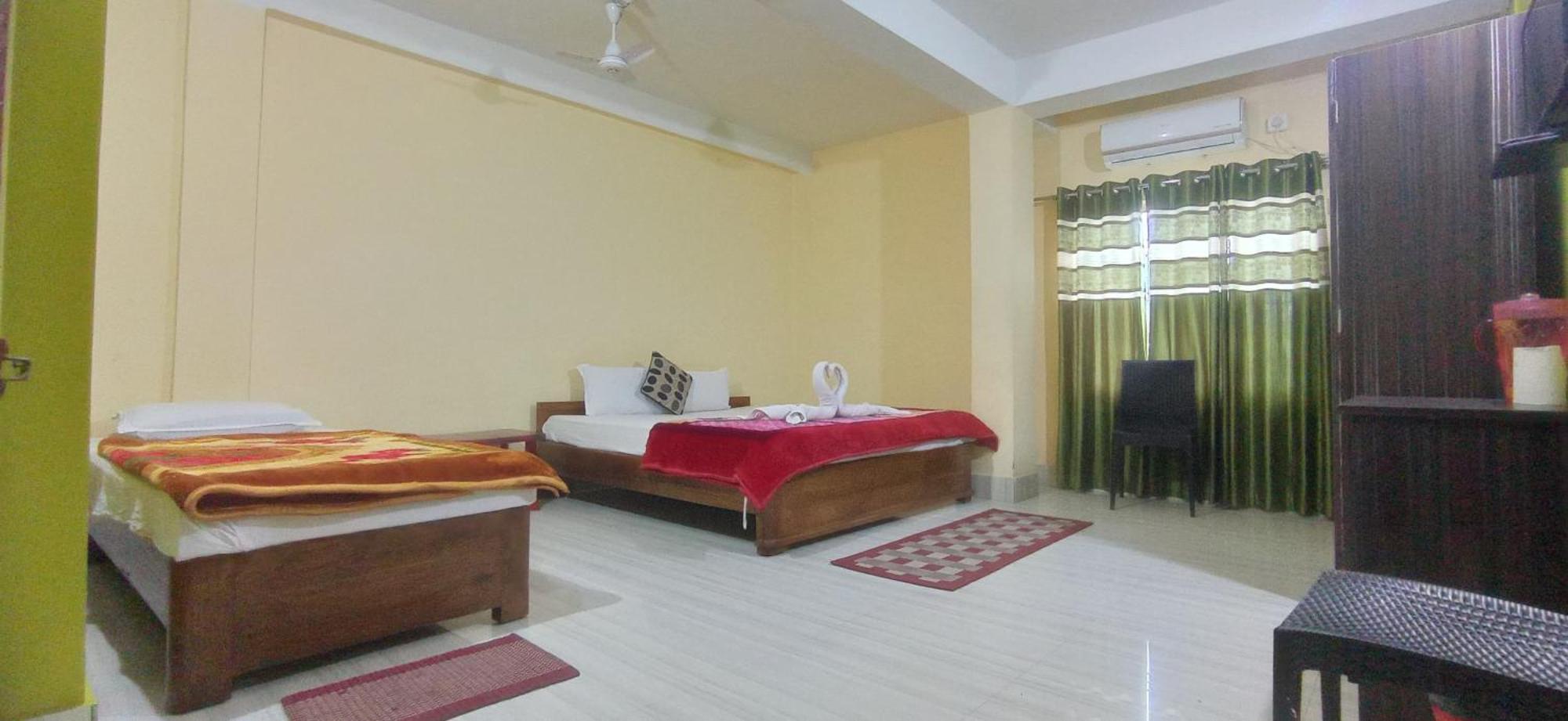 Hotel Kaziranga Holidays Exterior photo