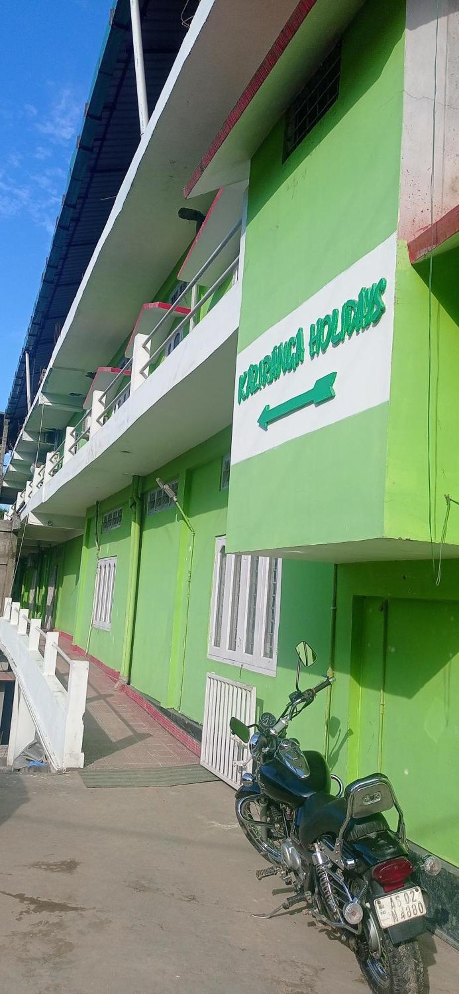 Hotel Kaziranga Holidays Exterior photo